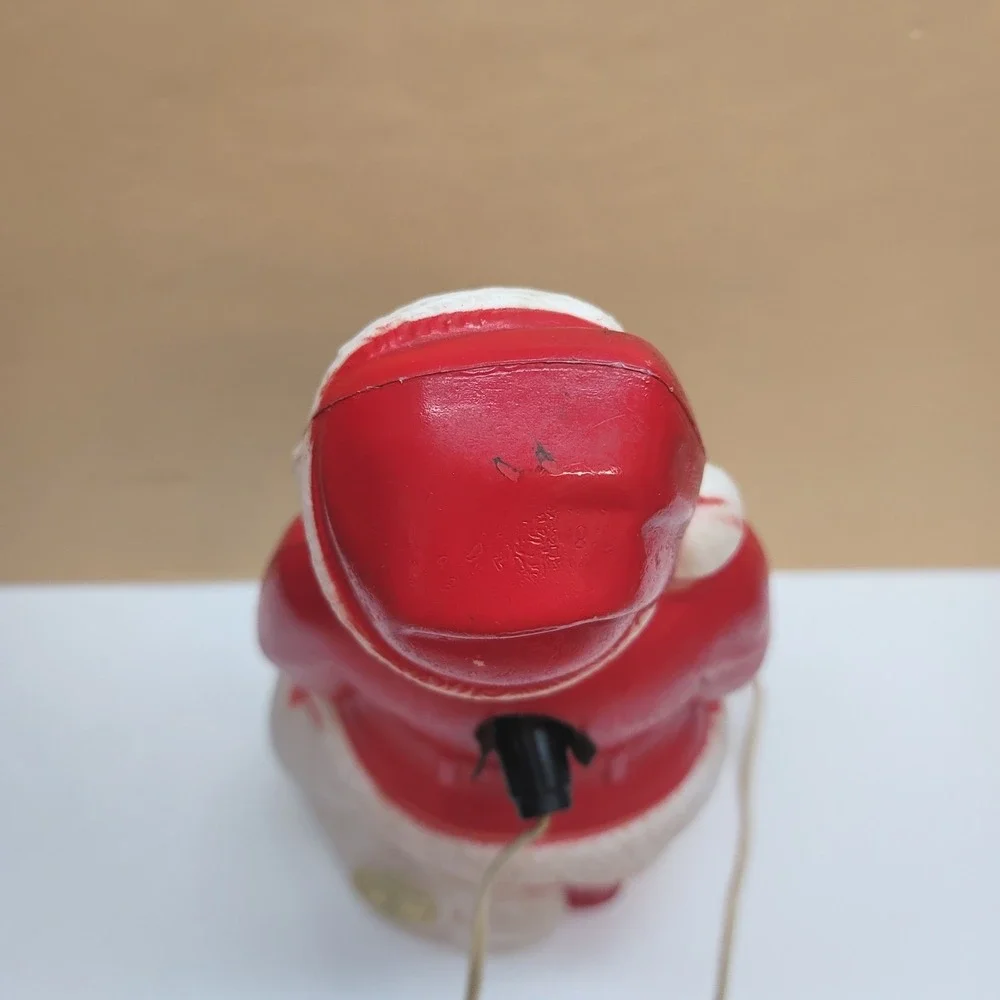 Vtg 1968 Empire Plastic Santa Claus Blow Mold Tabletop Light 13.25